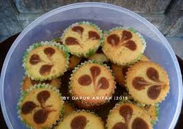 Olesi terlebih dahulu loyang dengan menggunakan mentega sebelum anda terburu membuat adonan kue. Resep Bolu Kering Mini Oleh Arba Atun Arifah Cake Cookpad