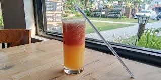 Nah, kebanyakan kandungan tersebut dapat dimanfaatkan untuk menjaga kecantikan kulit dan rambut. Jus Martabe Minuman Nikmat Dan Khas Dari Sumatera Utara