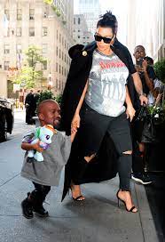 Someone Photoshopped Kanye S Head Onto His Daughter S Body And It S The Best Thing You Ll See All Day Kanye West Funny Kanye Face Kanye West North West
