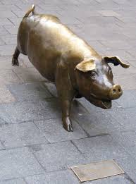 Augusta Pig Bronze Rundle Mall Rundle Mall Wikipedia Svinki Skulptura