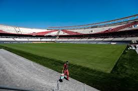 El estadio river plate es un estadio de fútbol de paraguay que se encuentra ubicado en la ciudad de asunción. El Estadio Monumental De River Plate Es El Mejor Campo De Juego De Toda Sudamerica Dicen Sus Directivos Antes De La Reapertura Futbol Deportes El Universo