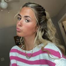 Madison Mintz's Instagram, Twitter & Facebook