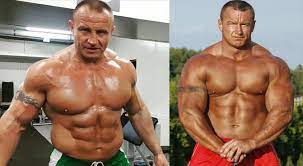 Mariusz zbigniew pudzianowski marju pudanfski born 7 february 1977 known in poland as pudzian and dominator is a polish former strongman compe. Jak Zmienial Sie Mariusz Pudzianowski Nosil Dwie Kobiety Naraz A Teraz Bije W Klatce Zdjecia Super Express