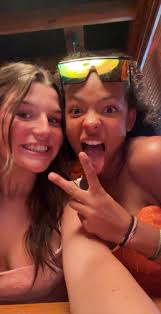 auds (@audrey.hilbert)