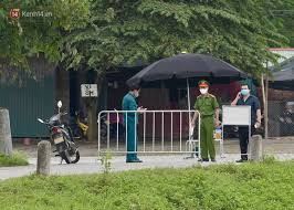 Theo giám đốc bệnh viện bệnh nhiệt đới trung ương, khoa khám bệnh ở kim chung và khoa khám bệnh tại giải phóng, khoa khám bệnh thích hợp để tái khám, lĩnh thuốc. Solwnnvfk12b1m
