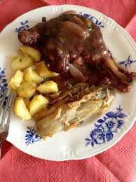 Cuisses De Canard Au Vin Rouge Et Chicons Recettes De Cuisine Cuisse De Canard Nourriture Spirituelle