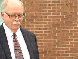 Del Mastro ready to testify as lawyer grills Elections investigator