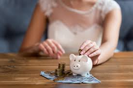 Starting cost for a rental for weddings with shutterbooth start at $595 for weekdays and $795 for saturdays. How Much Do You Tip Boli S Ultimate Recommended Tipping Guide Brides Of Li