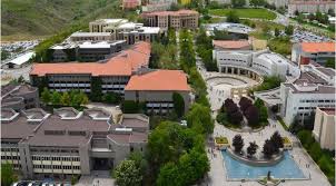 İstanbul ticaret üniversitesi iç mimarlık bölümünde okuyan eda ve alper okulu ve bölümüyle ilgili tecrübelerini paylaştı. Bilkent Universitesi Mimarlik Bolumu Nenerede Web Sitemiz Www Nenerede Com Tr Universiteler Ogretim Egitim Felsefesi