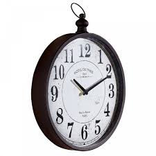 uhren sind viel mehr als praktische zeitmesser sie sind kleine oder auch grossere technische kunstwerke die zum beispiel als arm wall clock clock scandinavian