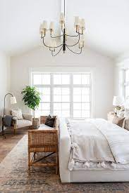 May 04, 2020 · the bench has a set of compartments underneath, filled with wicker boxes which provide additional storage. Bench At Foot Of Bed Design Ideas