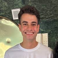 300+ perfiles de «Lenis»