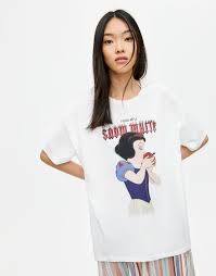 Snow White Apple T Shirt Pull Bear Kadin Tisort Kadin Tisort Modelleri