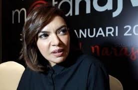 Rilis Sepatu Heel dan Wedge Sneaker, Converse Gandeng Seniman Perempuan