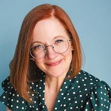 Sandra Grey's Instagram, Twitter & Facebook