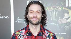 Chris d'elia is no longer repped by caa, variety has learned. Netflix S You Season 2 Adds Chris D Elia In Recurring Role