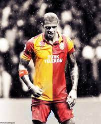 Bu pin'i ve daha fazlasını lauro bevitori tarafından oluşturulan brazilian soccer panosunda bulabilirsiniz. Felipe Melo Gs Cluj By Asumandogan On Deviantart