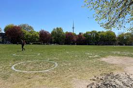 The western boundary of the park is crawford street, several hundred feet before crawford intersects with dundas st. The Distancing Circles Are Back At Trinity Bellwoods Park And Here S How Much Each One Costs