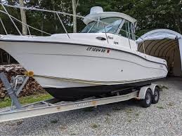 With a cuddy cabin and head, it can accommodate wee. Seaswirl Kaufen Boats Com
