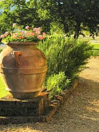 Maison Benichi Location Toscane Chianti Aretin Jardin Italien Maison Toscane Jardin Mediterraneen