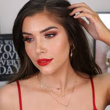 Katerina Williams's Instagram, Twitter & Facebook