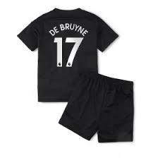 Likes to play long balls. Kevin De Bruyne Trikot Kevin De Bruyne Fan Artikel Kevin De Bruyne Fanshop Online Trikotsatz Fussball
