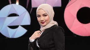 Check spelling or type a new query. Bercinta Dengan Anak Vvip Neelofa Enggan Komen