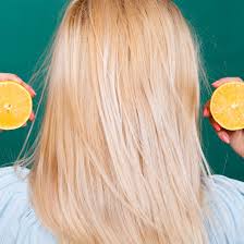 Wenn sie naturrote haare braun überfärben, tönen oder wir zeigen ihnen, worauf sie bei der farbauswahl und beim färben von roten haaren achten sollten, damit sie einen natürlichen braunton erzielen. Haare Naturlich Tonen Und Farben Die Besten Rezepte Ohne Chemie