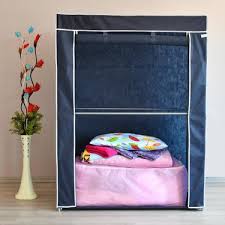 Yüklük, yatak odası dolabı, çocuk ve genç odası dolabı gibi pek çok kapılı gardırop modeli bulabileceğiniz ürünler kapsamında evinize canlılık ve zarafet getiren en güzel renkleri seçebilirsiniz. Prado Celik Profilli Yorgan Hurcu Yukluk Bez Dolap Fiyati