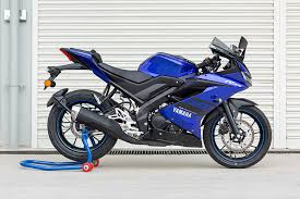 Download beautiful vivid and icy pics from our gallery and experience a relaxing feeling every time you look at your screen. R15 Bike Hd Wallpaper Download Yamaha Yzf R15 V3 0 930x620 Wallpaper Teahub Io