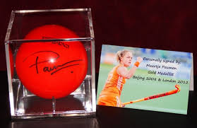 Daar praten ze over maartje en. Maartje Paumen Original Autographed Brabo Hockey Ball In A Catawiki
