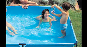 El hongo o lo que sea se ha comido mas. Sepa Como Mantener Limpia La Piscina Armable En Este Verano El Popular