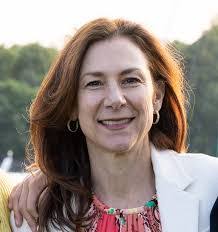 Irena Huang's Instagram, Twitter & Facebook