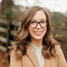 Anna Overby's Instagram, Twitter & Facebook