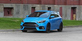 Make sure to close and latch the liftgate before driving your vehicle. 2018 Ford Focus Rs Review Pricing And Specs