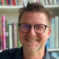 Christopher Lyttle's Instagram, Twitter & Facebook