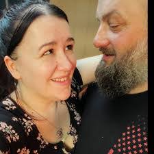 Crystal Cronin's Instagram, Twitter & Facebook