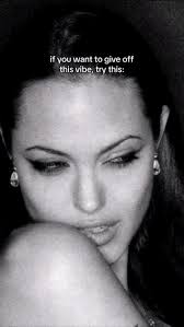 Mia Schaffer (miacastellan)