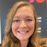 Abigail Larsen's Instagram, Twitter & Facebook