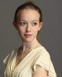 Within a short time into the entertainment industry, amybeth mcnulty's acting is reaching newer height. Pin By Nicole Flor On Anne With An E Amybeth Mcnulty Instagram Anne