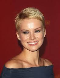 If you are a tomboy at heart or just want to shake things up a bit and don't mind a crop, definitely go for a pixie haircut! 20 Celebrity Short Haircuts 2021 Short Hair Models