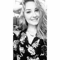 Alyssa Schneeberger's Instagram, Twitter & Facebook