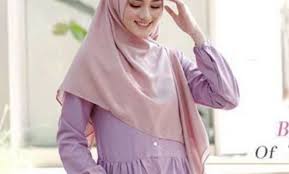 Berikut contoh perpaduan warna baju ungu da. 10 Gambar Baju Ungu Muda Cocok Dengan Jilbab Warna Apa
