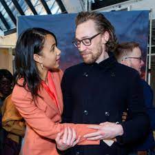 Hiddlestoners, we are better than that. Loki Actor Tom Hiddleston Moves In With Rumoured Girlfriend Zawe Ashton After Months Of Dating Speculations Pinkvilla