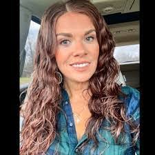 Alethea Walker's Instagram, Twitter & Facebook