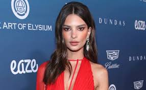 Emily o'hara ratajkowski (/ ˌ r æ t ə ˈ k aʊ s k i /, polish: Emili Ratakovski Devushka S Sekretom Tv Ua