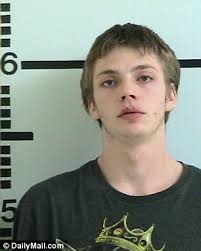 Teen whose daughters died in baking car left them before