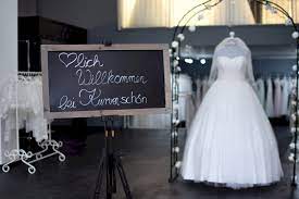 Check spelling or type a new query. Herzlich Willkommen Bei Kurvenschon