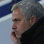 Mourinho lashes United after Leicester