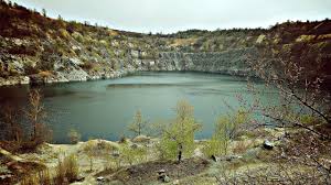 «родина» (кривой рог) (на 2010 год шахтостроители 26 участка окса вели работы по углублению шахтного ствола на отметке 1522 метра) «шахтёрская — глубокая» (укр.) русск. Karer Na Zarechnom Krivoj Rog Youtube